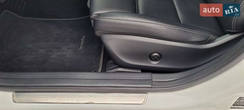 Позашляховик / Кросовер Mercedes-Benz GLA-Class 2018 в Рівному