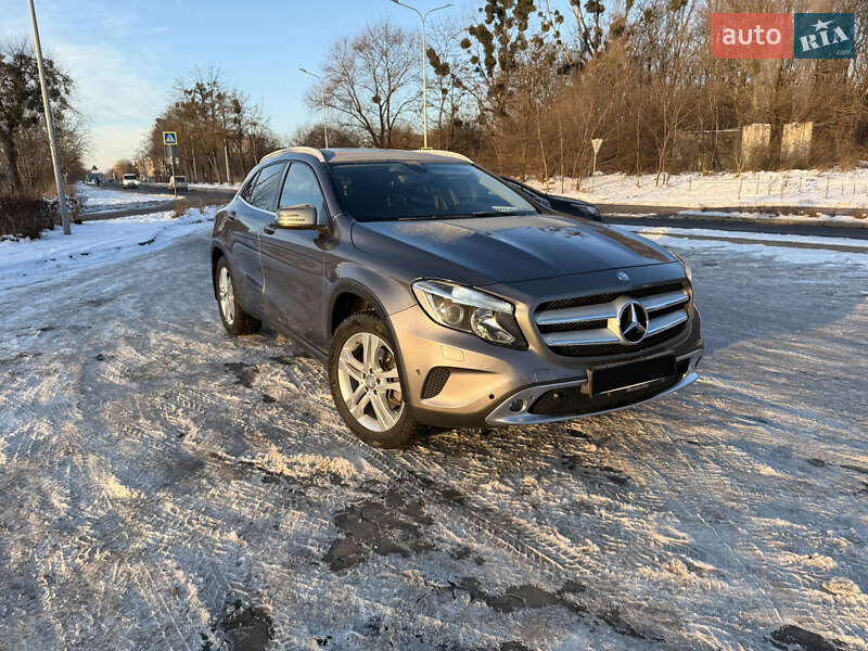 Внедорожник / Кроссовер Mercedes-Benz GLA-Class 2015 в Львове
