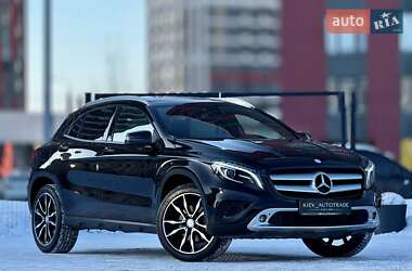 Внедорожник / Кроссовер Mercedes-Benz GLA-Class 2016 в Киеве