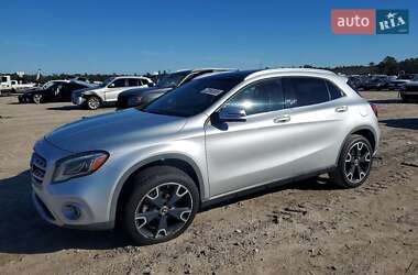 Внедорожник / Кроссовер Mercedes-Benz GLA-Class 2018 в Луцке
