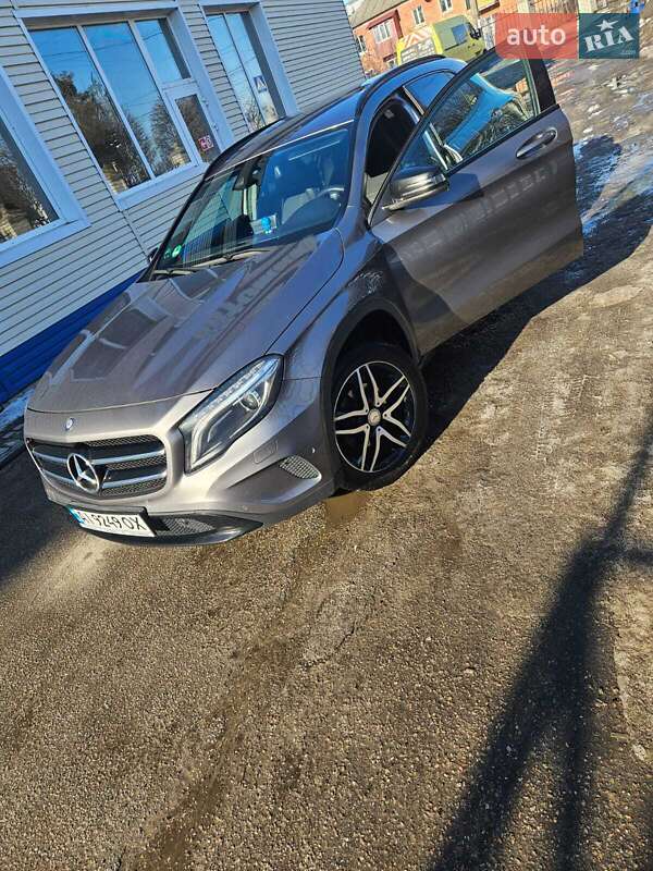 Mercedes-Benz GLA-Class 2016