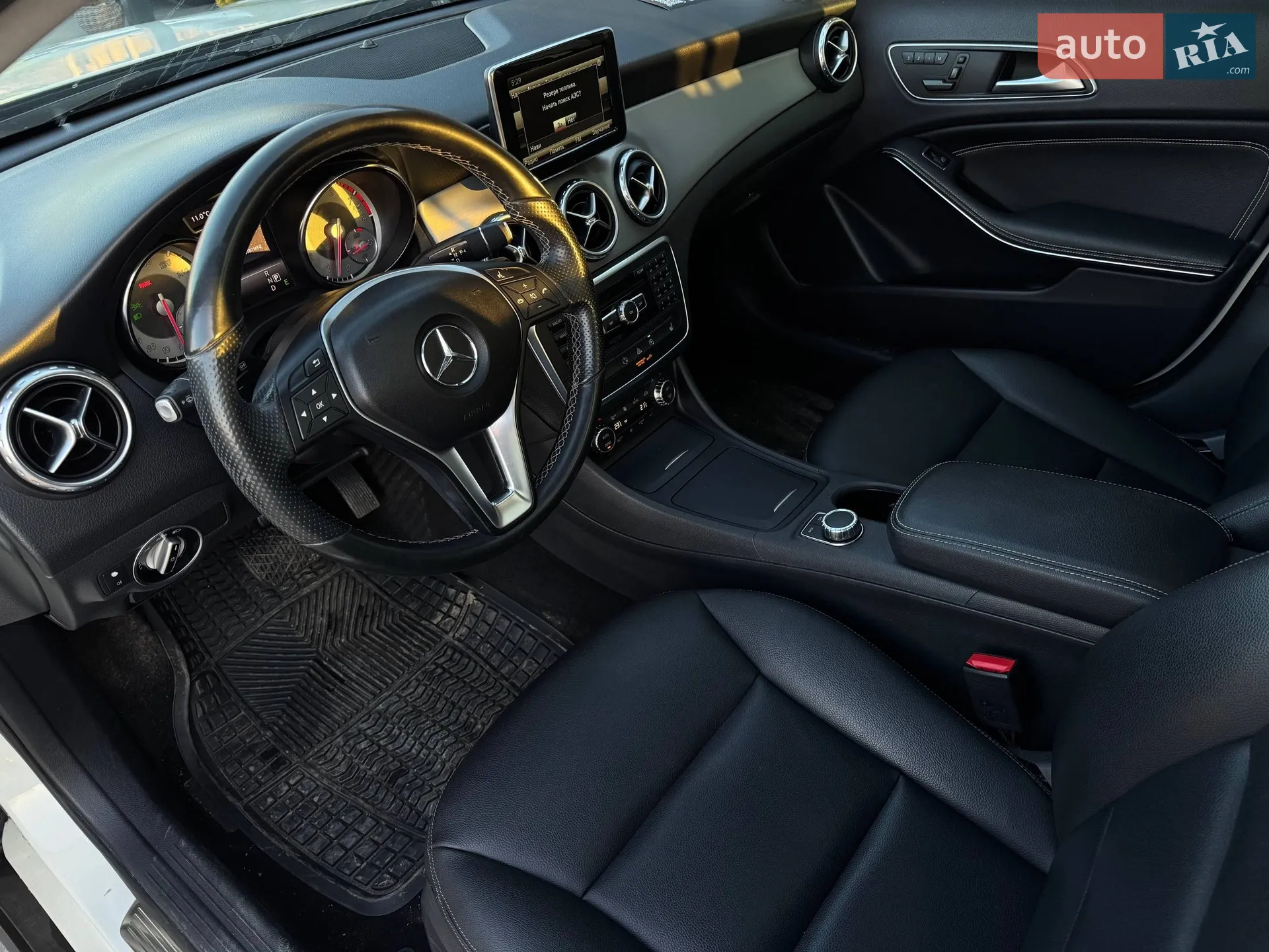 2015 Mercedes-Benz GLA-klasse - мініатюра 26