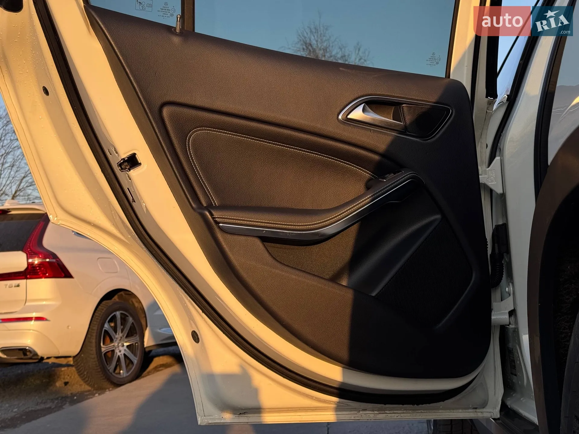 2015 Mercedes-Benz GLA-klasse - мініатюра 36
