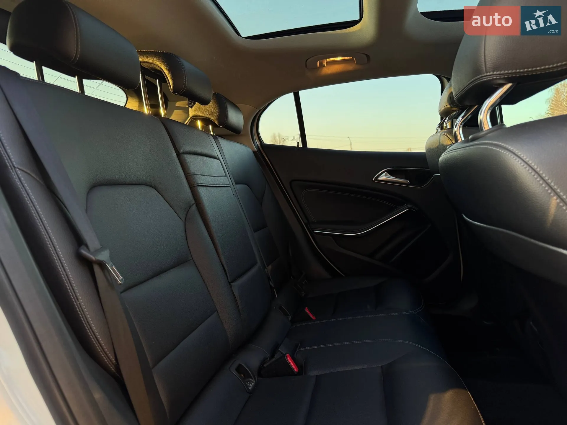 2015 Mercedes-Benz GLA-klasse - мініатюра 45
