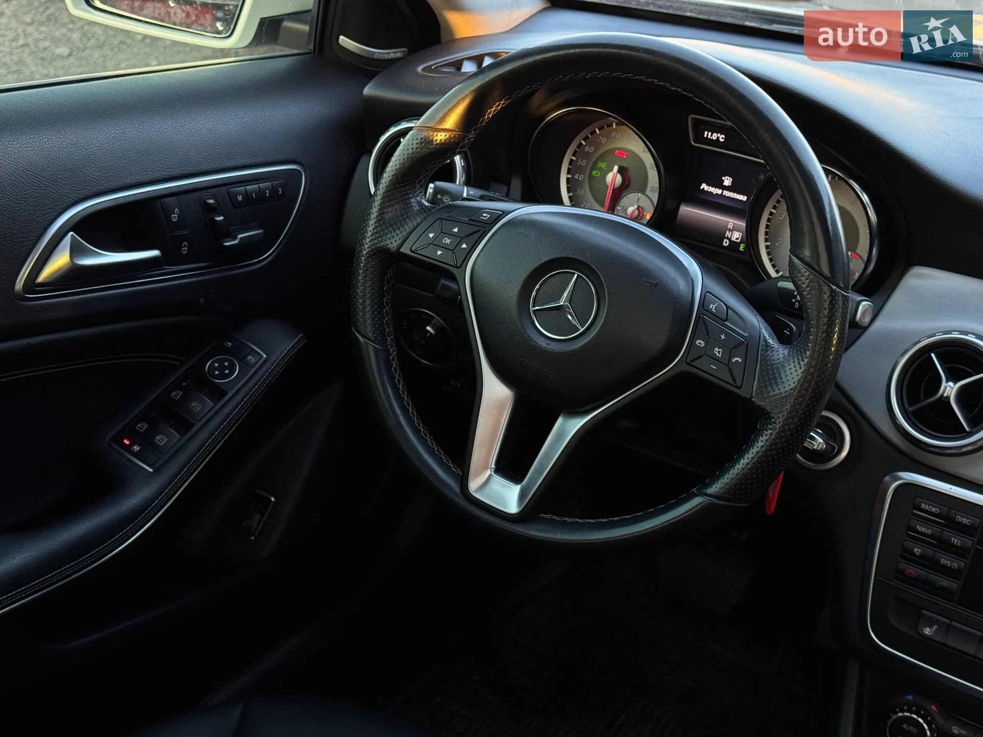 2015 Mercedes-Benz GLA-klasse - мініатюра 50