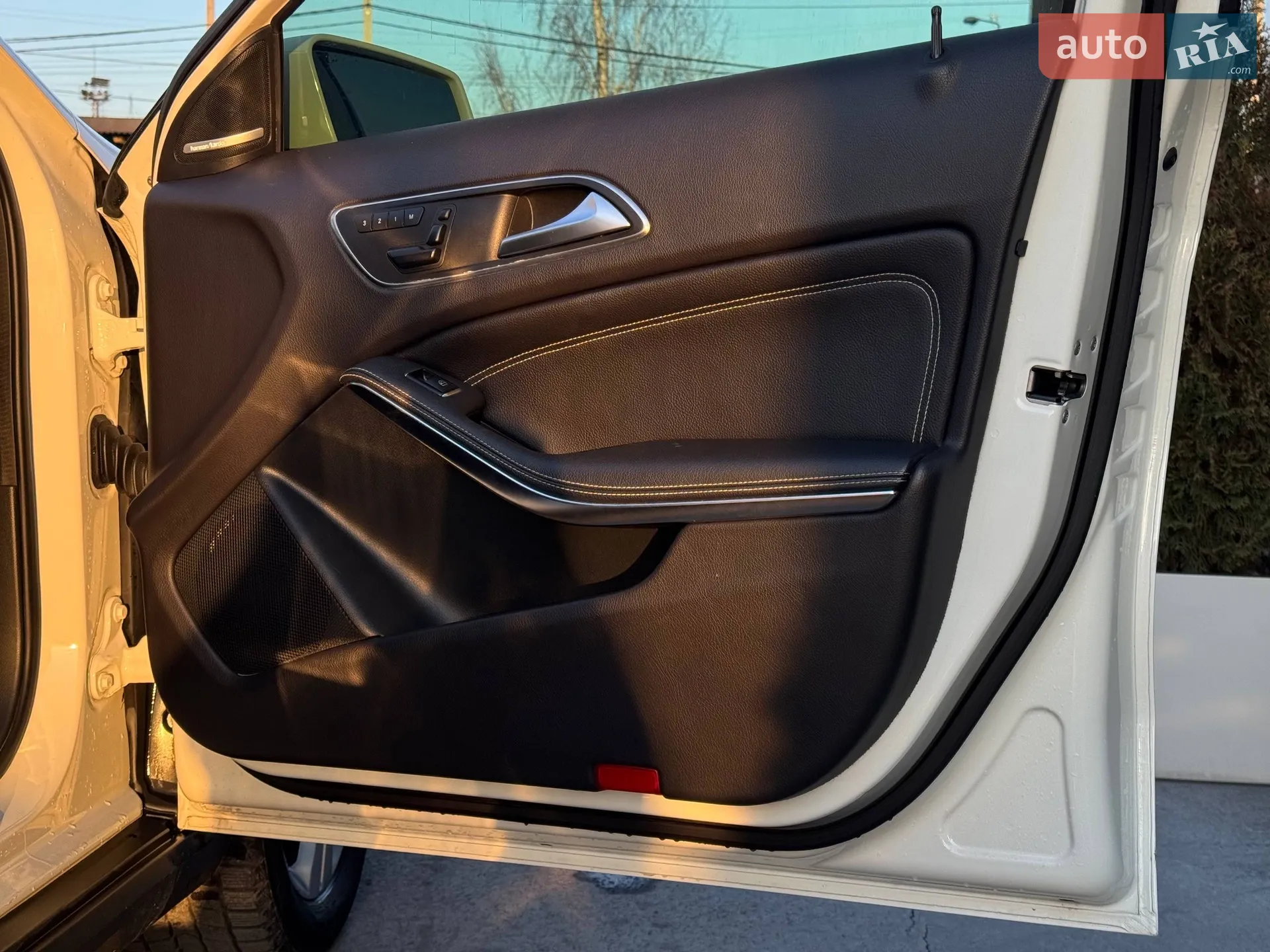 2015 Mercedes-Benz GLA-klasse - мініатюра 51