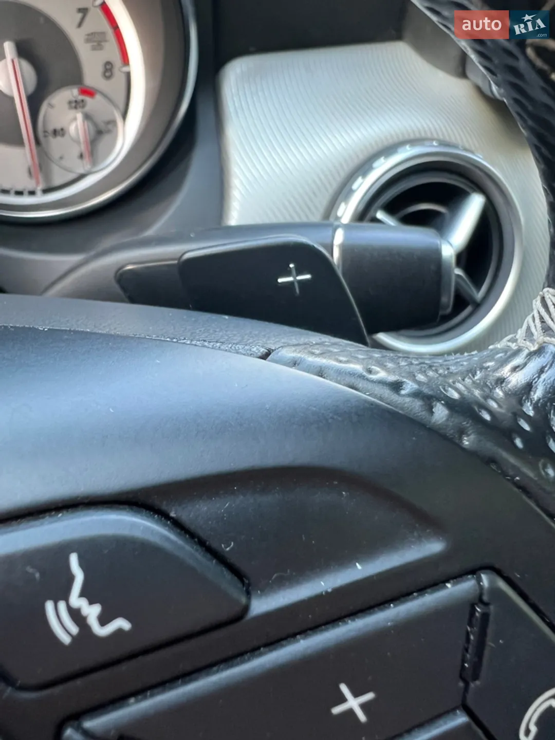 2015 Mercedes-Benz GLA-klasse - мініатюра 23
