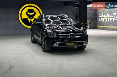 Позашляховик / Кросовер Mercedes-Benz GLA-Class 2017 в Чернівцях