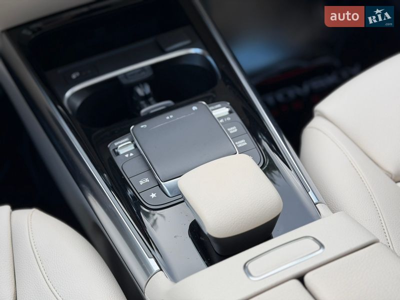 Внедорожник / Кроссовер Mercedes-Benz GLA-Class 2020 в Одессе