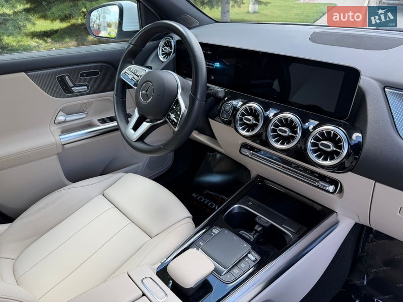 Внедорожник / Кроссовер Mercedes-Benz GLA-Class 2020 в Одессе