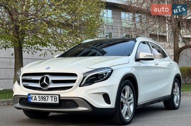 Внедорожник / Кроссовер Mercedes-Benz GLA-Class 2015 в Киеве