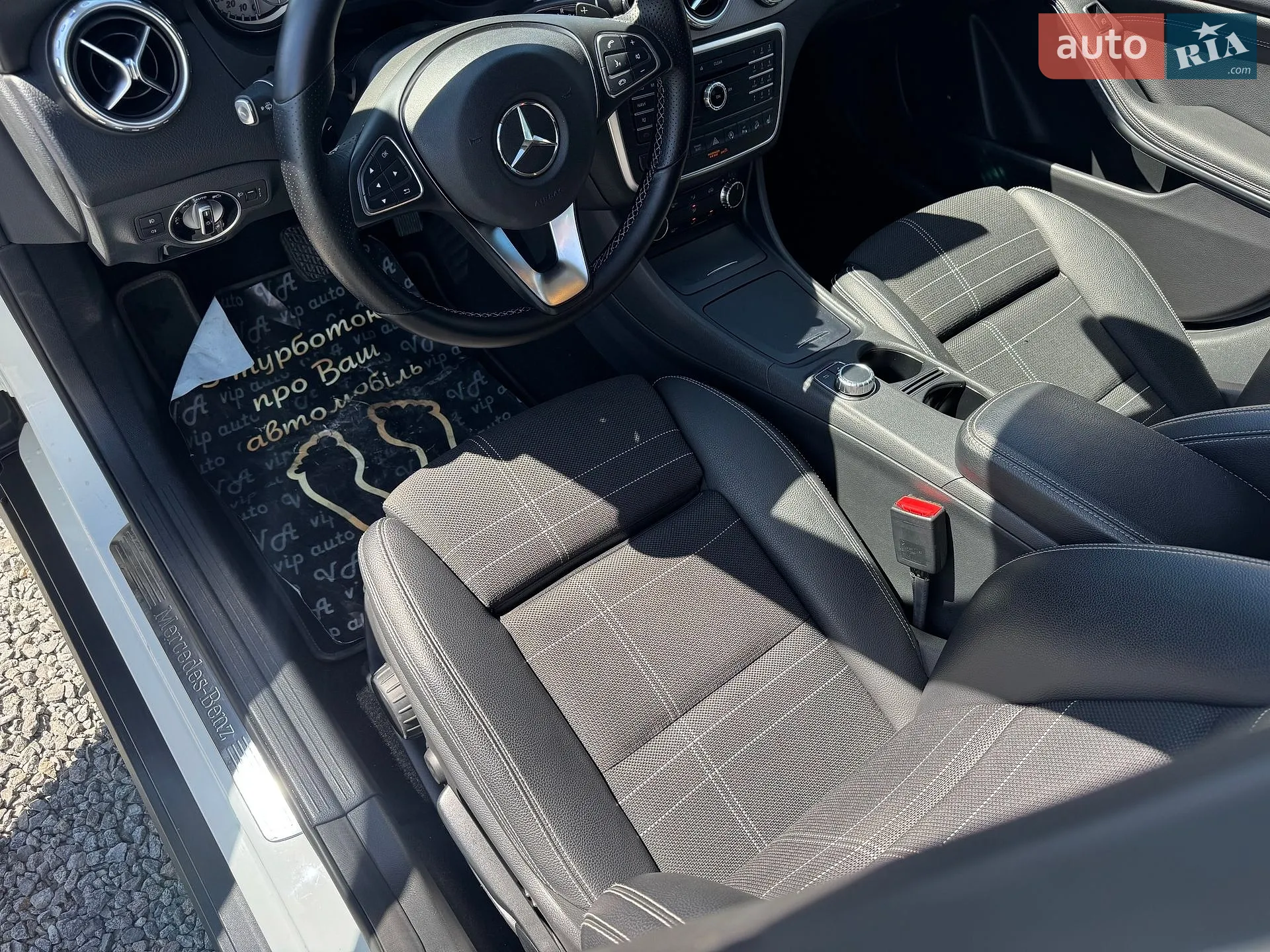 2016 Mercedes-Benz GLA-klasse - мініатюра 47