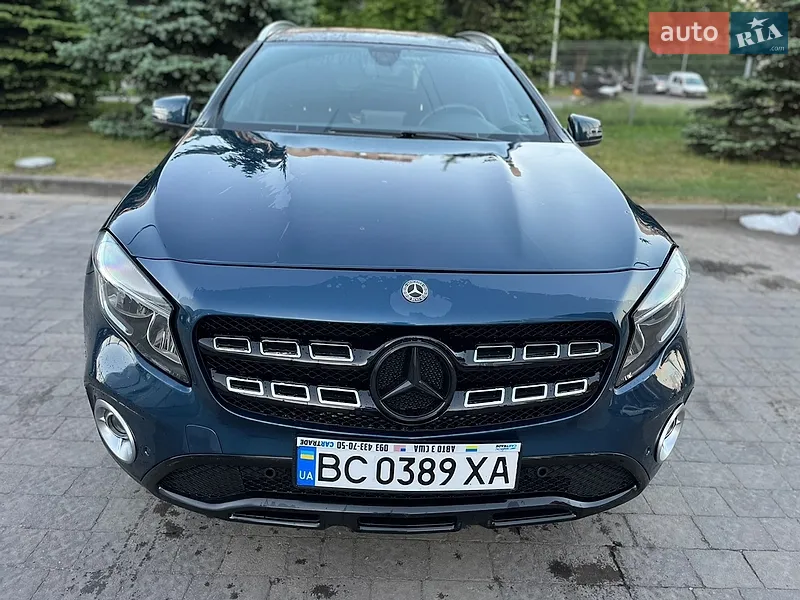 Mercedes-Benz GLA-Class 2019
