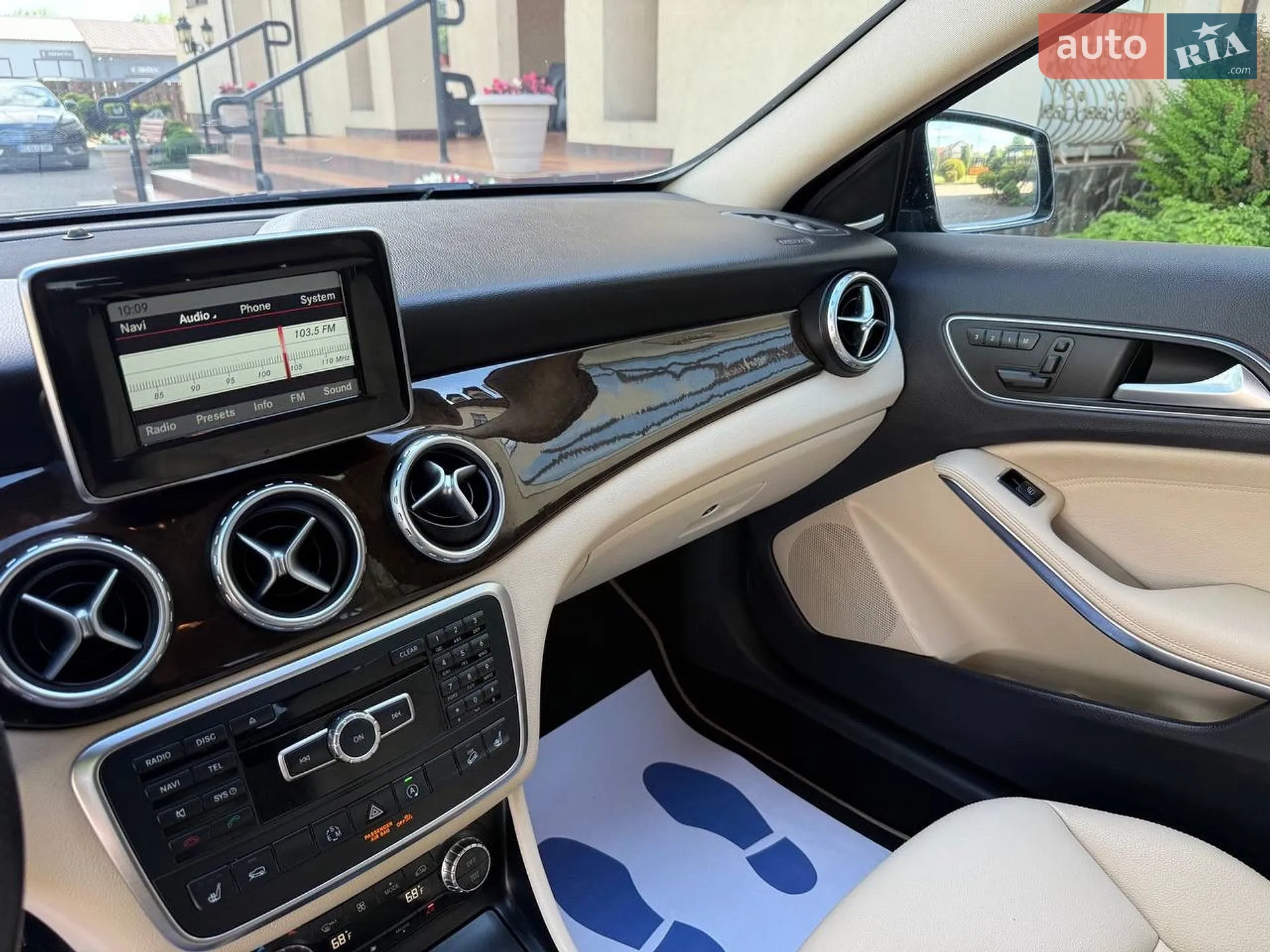 2015 Mercedes-Benz GLA-klasse - мініатюра 43