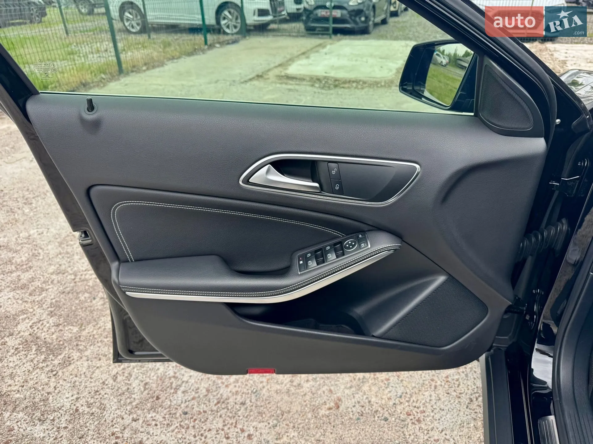 2016 Mercedes-Benz GLA-klasse - мініатюра 31