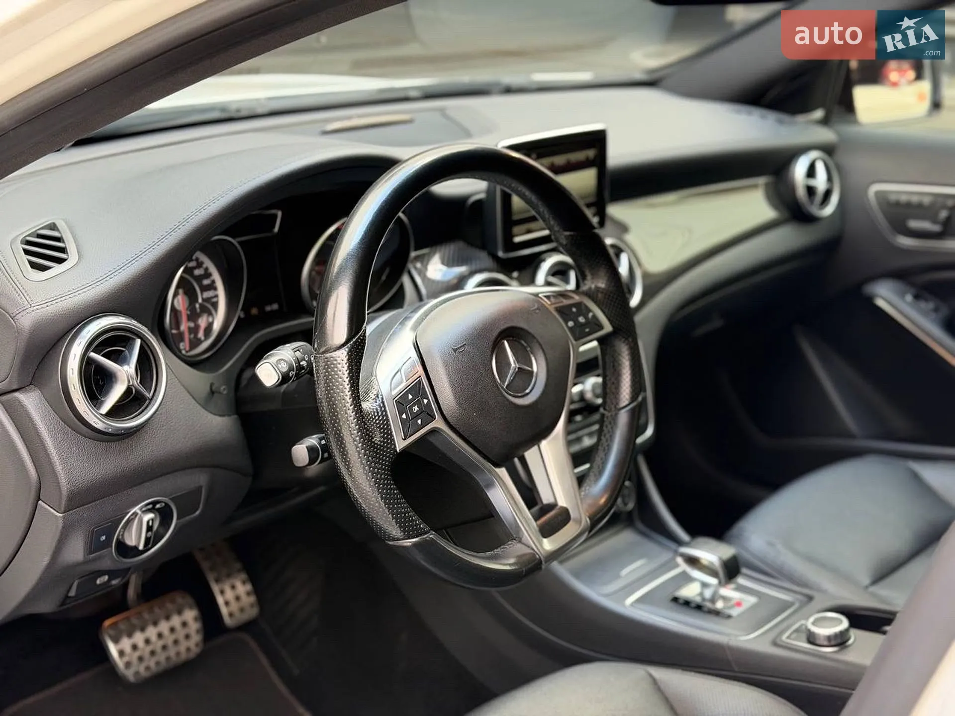 2015 Mercedes-Benz GLA-klasse - мініатюра 11
