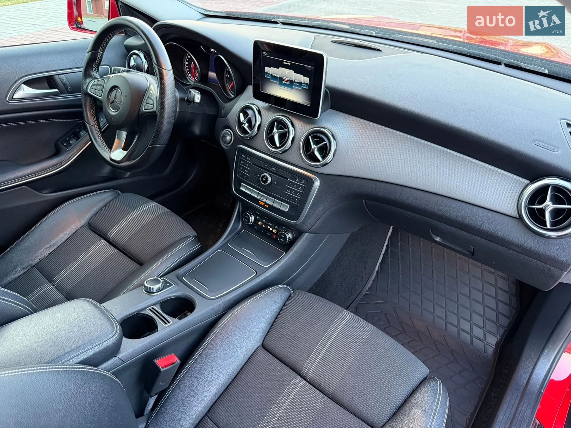 2017 Mercedes-Benz GLA-klasse - мініатюра 74