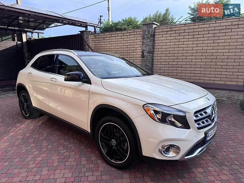 Mercedes-Benz GLA-Class