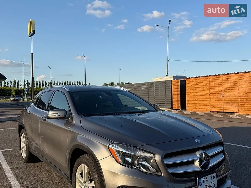 Mercedes-Benz GLA-Class 2015