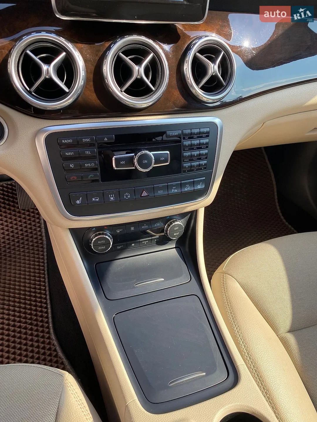 2014 Mercedes-Benz GLA-klasse - мініатюра 12