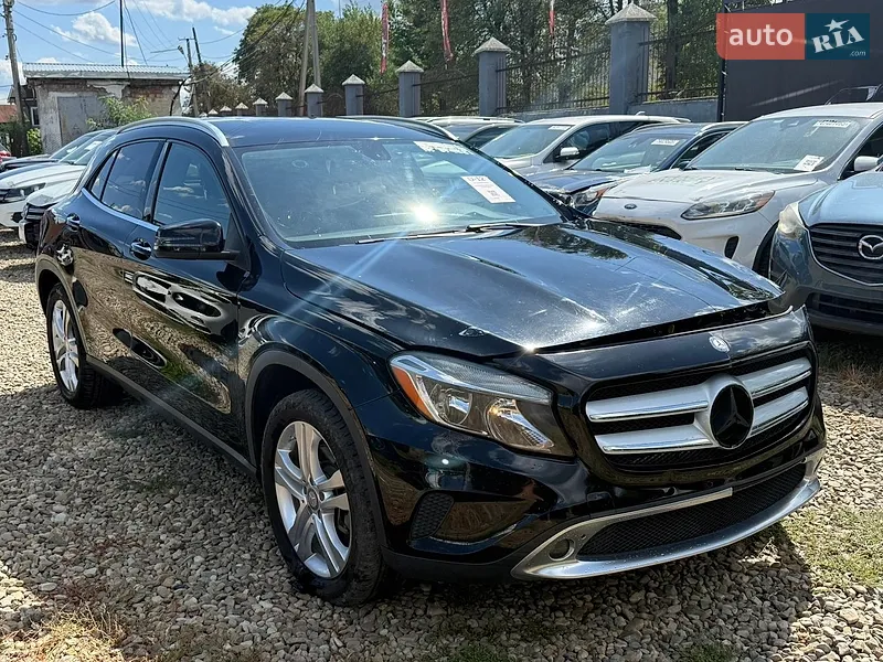 Mercedes-Benz GLA-Class 2015