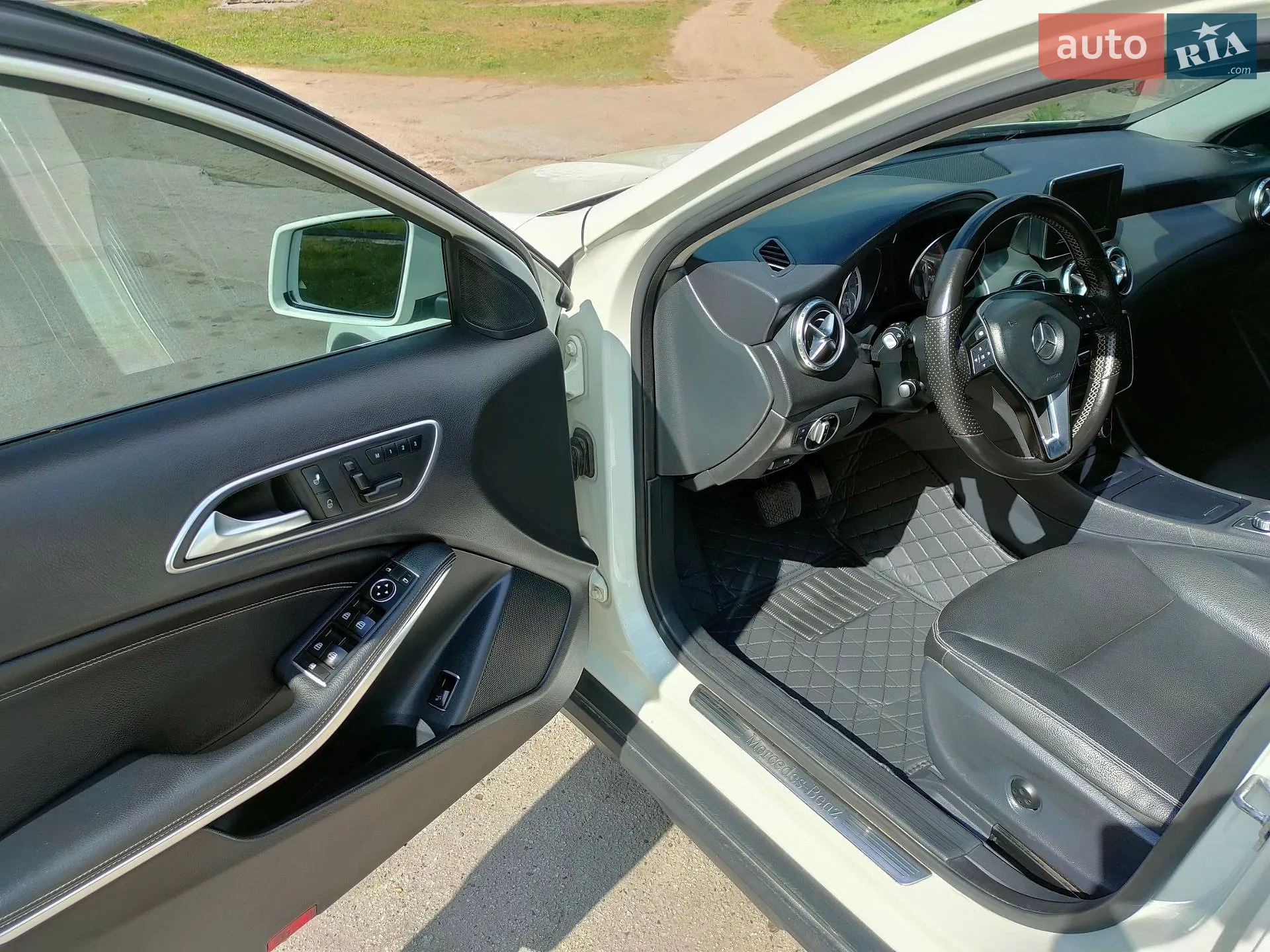 2015 Mercedes-Benz GLA-klasse - мініатюра 10