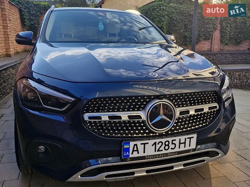 Mercedes-Benz GLA-Class