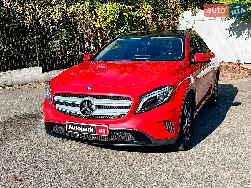 Mercedes-Benz GLA-Class 2015