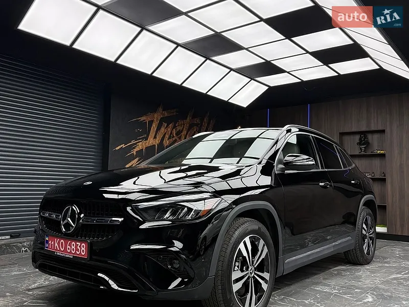 Mercedes-Benz GLA-Class