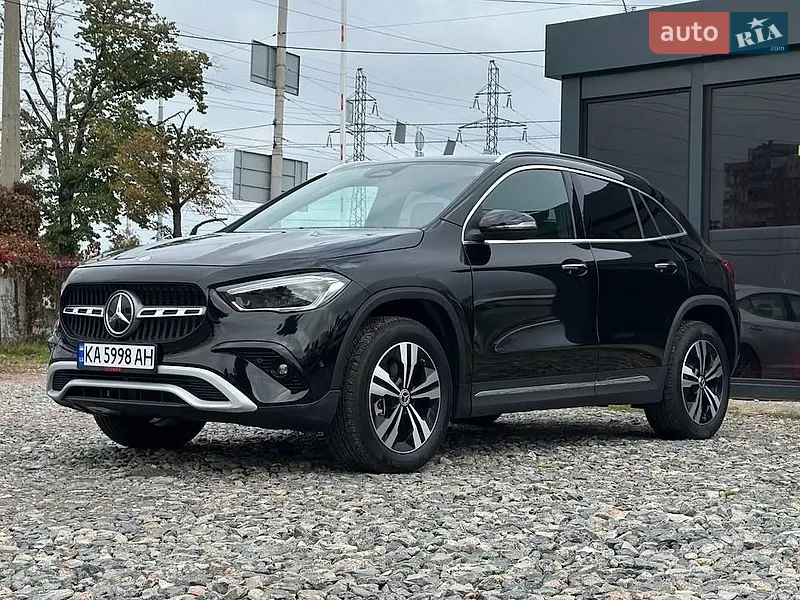Mercedes-Benz GLA-Class