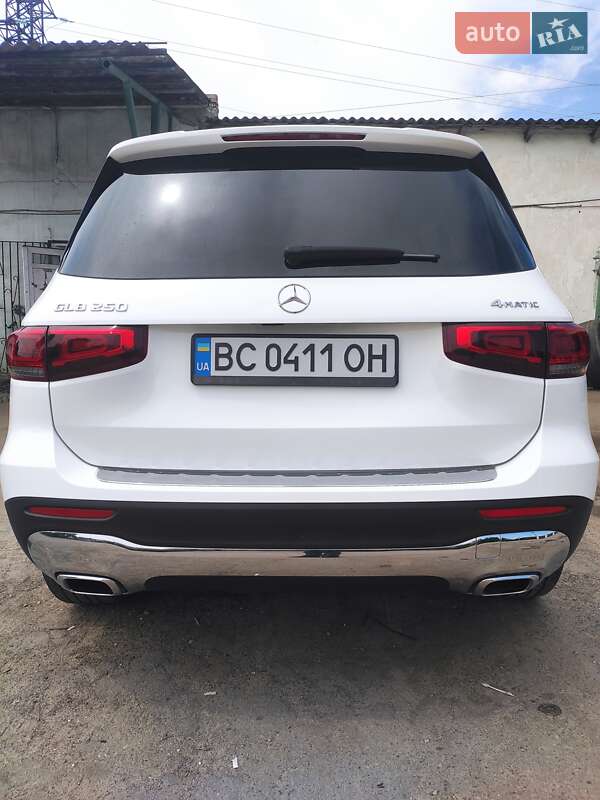 Позашляховик / Кросовер Mercedes-Benz GLB-Class 2020 в Золочеві