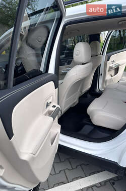 Внедорожник / Кроссовер Mercedes-Benz GLB-Class 2021 в 