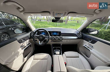Внедорожник / Кроссовер Mercedes-Benz GLB-Class 2021 в 