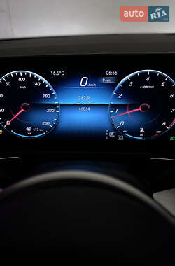Внедорожник / Кроссовер Mercedes-Benz GLB-Class 2021 в 