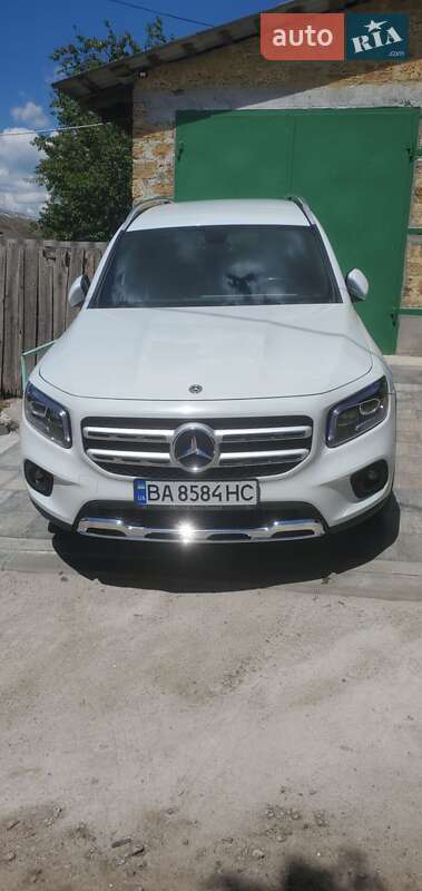 Внедорожник / Кроссовер Mercedes-Benz GLB-Class 2020 в 