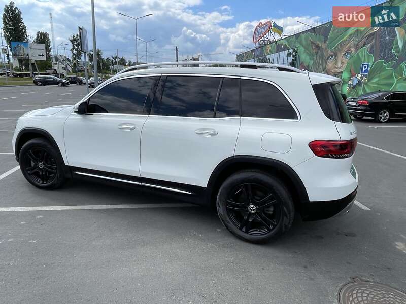 Внедорожник / Кроссовер Mercedes-Benz GLB-Class 2020 в Киеве