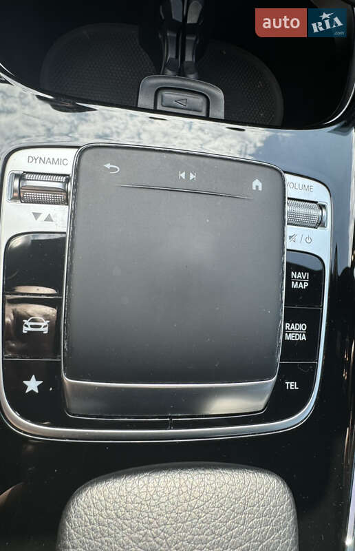 Внедорожник / Кроссовер Mercedes-Benz GLB-Class 2019 в Днепре