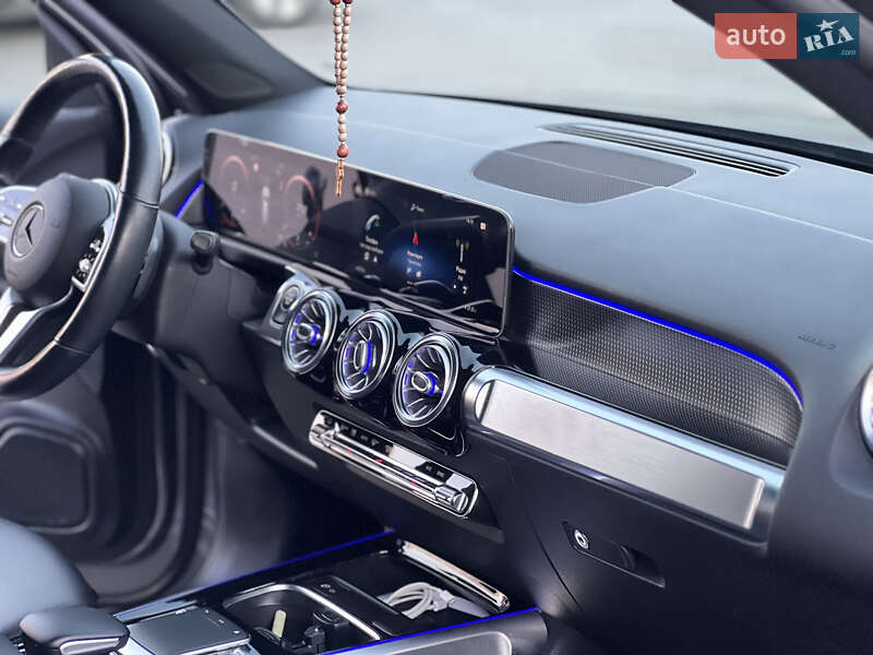 Внедорожник / Кроссовер Mercedes-Benz GLB-Class 2019 в Тернополе