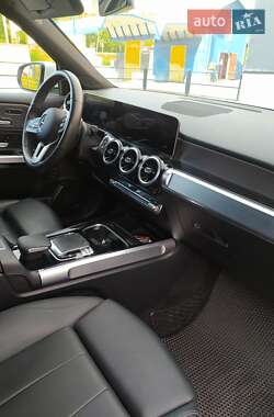 Внедорожник / Кроссовер Mercedes-Benz GLB-Class 2020 в 