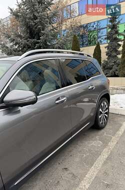 Внедорожник / Кроссовер Mercedes-Benz GLB-Class 2019 в 