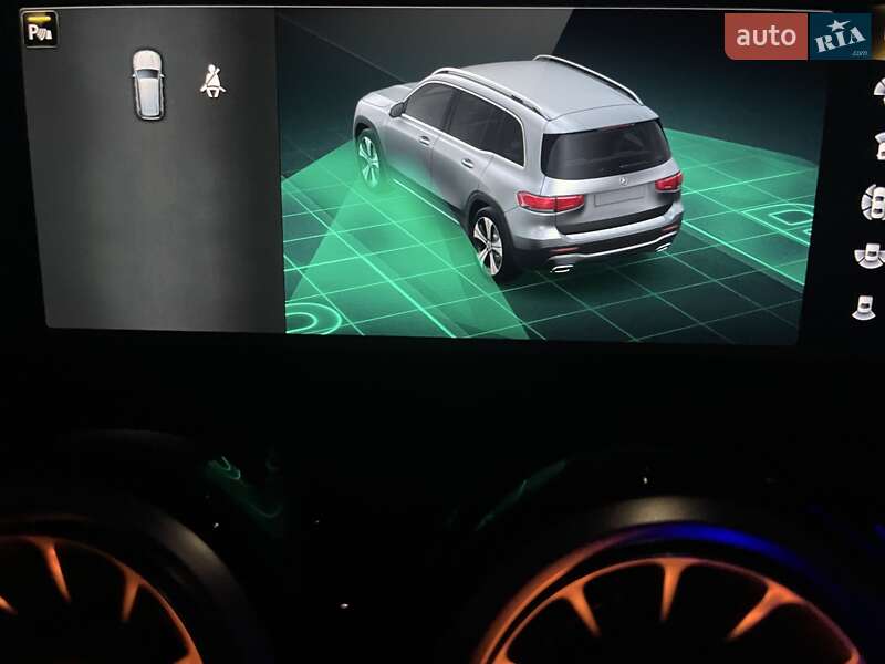 Внедорожник / Кроссовер Mercedes-Benz GLB-Class 2019 в Харькове