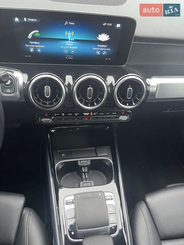 Внедорожник / Кроссовер Mercedes-Benz GLB-Class 2019 в Сумах