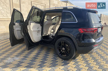 Позашляховик / Кросовер Mercedes-Benz GLB-Class 2019 в 