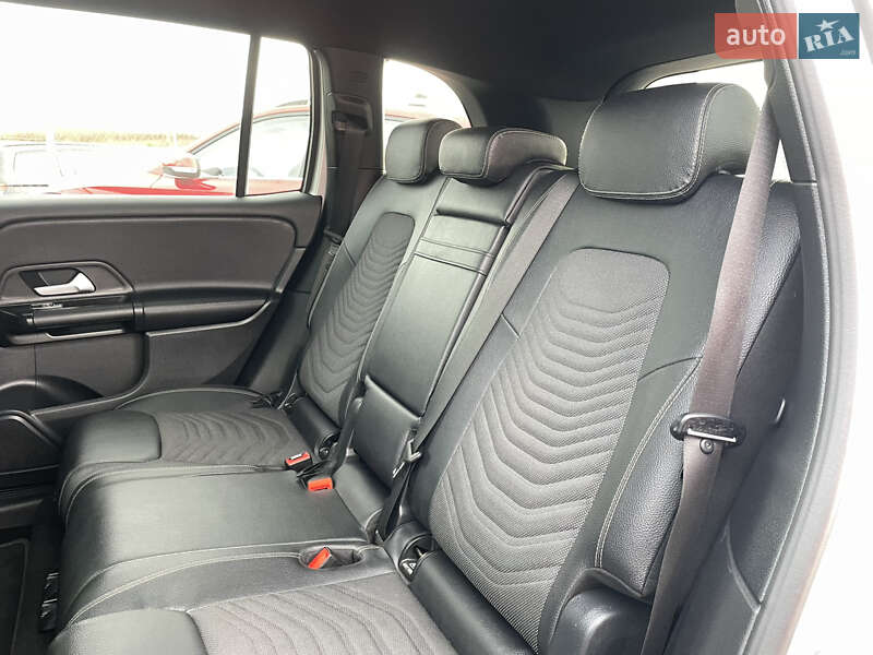 Внедорожник / Кроссовер Mercedes-Benz GLB-Class 2021 в Львове