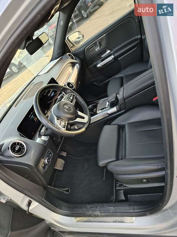 Внедорожник / Кроссовер Mercedes-Benz GLB-Class 2020 в Киеве