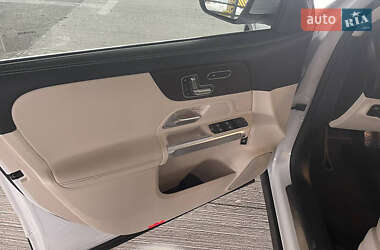 Внедорожник / Кроссовер Mercedes-Benz GLB-Class 2020 в Киеве