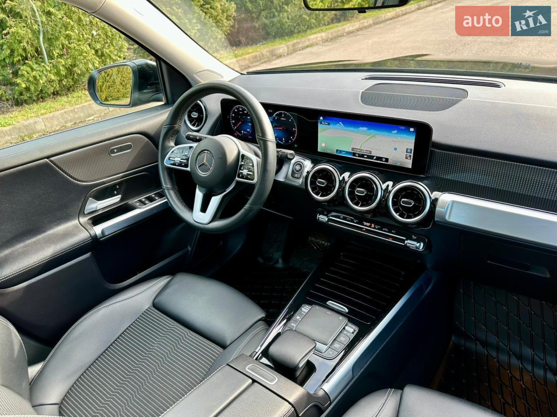 2021 Mercedes-Benz GLB - мініатюра 46