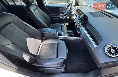 Внедорожник / Кроссовер Mercedes-Benz GLB-Class 2020 в 