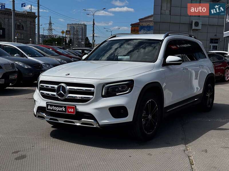 Mercedes-Benz GLB-Class 2020