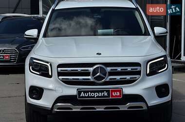 Позашляховик / Кросовер Mercedes-Benz GLB-Class 2020 в 